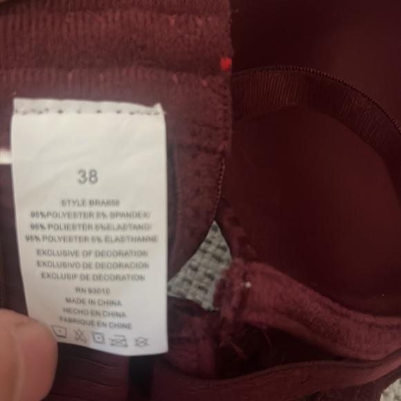 La senza  two piece red pantie and bra set - Picture 4 of 4